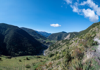 Maravillas Naturales de Andorra: Retratos Escénicos de un Paraíso Montañoso