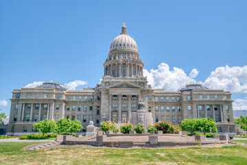 Exterior of the Idaho State Capitol Building in downtown capital city of Boise, Idaho - 628296520