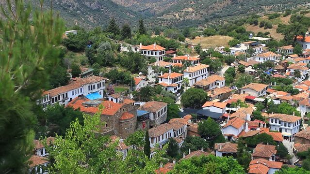 Village life in Sirince, organized around the rhythms of nature. Most households own several small plots of land scattered around the village. They cultivate a variety of different crops
