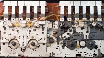 Tape pulling mechanism of the cassette deck. tape recorder repair.