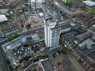 Papier Peint photo K2 K2 residential and commercial tower block. Bond Street Kingston upon Hull 