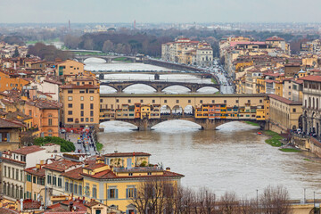 Fototapeta na wymiar Ponte Vecchio Florence Winter Italy