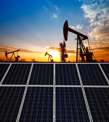 Oil pump with solar panels