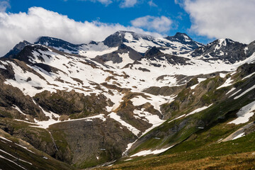 Au sommet des Alpes : dégel estival dans les montagnes de la Vanoise, Savoie, France