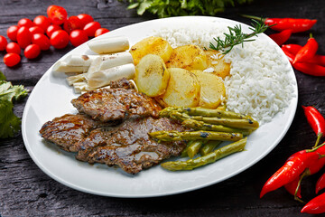 Beef asparagus, potatoes and rice