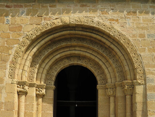 Romanesque Church of San Segundo. (12th-13th century). Detail of capitals in the door of the lateral facade.
Historic city of Avila. Spain. 