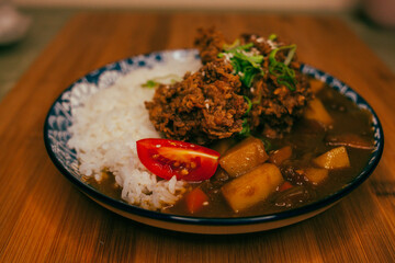 Tonkatsu, Karaage y Curry Comida Japonesa