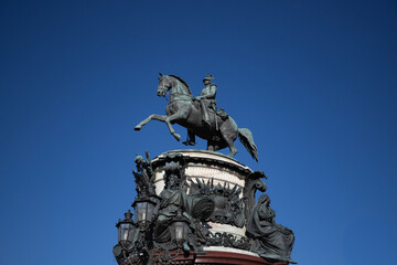Fototapeta na wymiar St. Isaac's Square and the monument to Nicholas I. St. Petersburg