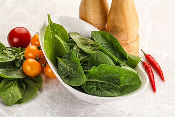 Natural organic raw green spinach