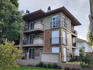 pequeno prédio residencial novo