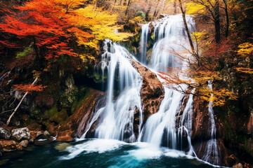 Fototapeta na wymiar 秋の滝を巡るハイキングと森林浴