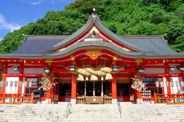 太鼓谷稲荷神社の本殿