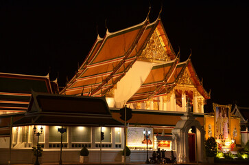 Fototapeta na wymiar Swing pole in front of Wat Sutat