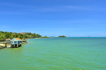 Fototapeta na wymiar Turquoise Water Scenery at Nha Trang Coastline, Vietnam 
