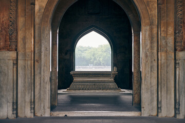 Tomb of Safdar Jang mausoleum in New Delhi, India, ancient indian marble grave of Nawab Safdarjung, mystical mysterious atmosphere of indian architecture tomb of prime minister of Mughal Empire - obrazy, fototapety, plakaty