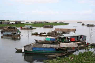 Fototapeta na wymiar Floating village on the Tonle Sap Lake in Cambodia