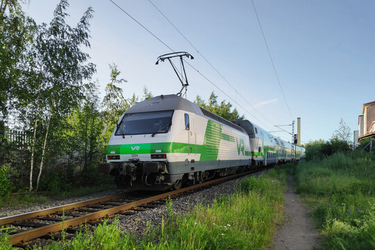 A train VR class SR2 arriving at Turku railway station