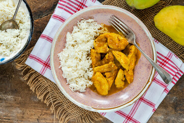 Mango and chicken curry with rice