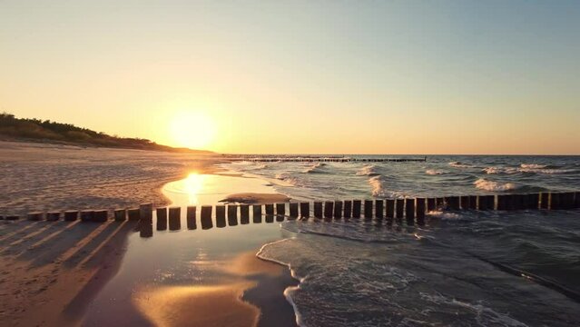 Polwysep Helski Aerial Drone View. Zachod Slonca. Jurata Hel Chalupy Wakacje nad morzem Lipiec 2023