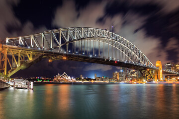 Fototapeta na wymiar Sydney Harbour Bridge by night