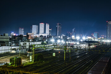 Fototapeta na wymiar 夜の名古屋車両区