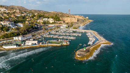 vista del puerto del candado en la ciudad de Málaga, España