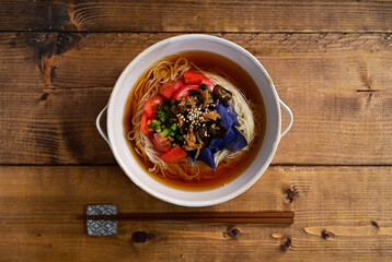 トマトと茄子の漬物の素麺