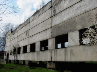 Fototapeta na wymiar Ruins of an abandoned unfinished factory