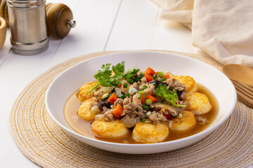 Sticky Gravy Crispy Tofu,Deep fried egg tofu curd with minced pork carrot and shiitake mushroom in gravy sauce (Tao Hu Song Krueng)