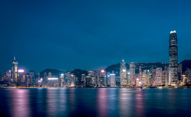 Fototapeta na wymiar Hong Kong Skyline at Night