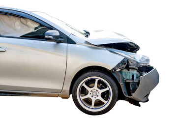 Fototapeta na wymiar Front and side of white car get damaged by accident on the road. damaged cars after collision. isolated on transparent background, car crash bumper for graphic design element, PNG