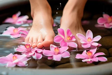 Wandcirkels plexiglas Pedicure treatment being performed on female feet at a spa © Александр Марченко