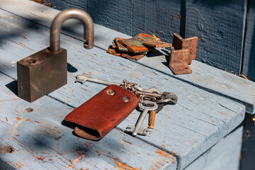 old leather key holder