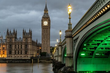 Big Ben tower located in the heart of London, England - obrazy, fototapety, plakaty