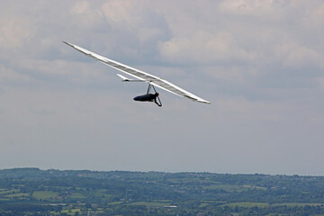 Fototapeta na wymiar Hang Glider at Westbury in Wiltshire