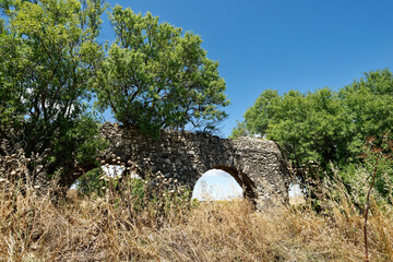 Fototapeta na wymiar Italien - Latium - Provinz Viterbo - historisches Viadukt