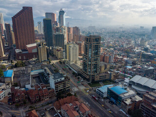 Fototapeta premium Metropolitan Magic: Awe-Inspiring Aerial Images of Bogotá's International Center
