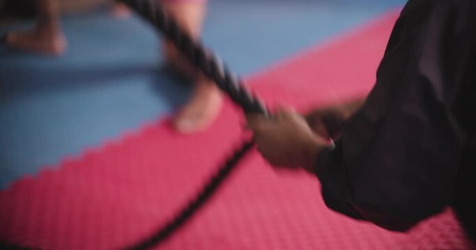 Persona entrenando en gimnasio de la Ciudad de M&eacute;xico