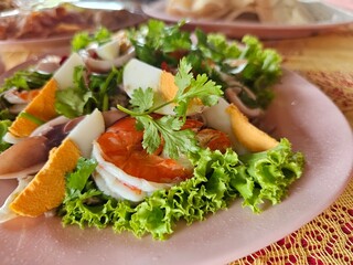 sandwich with salmon