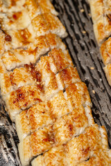 eels split and broiled[grilled] in soy