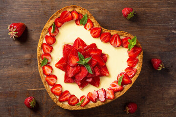 Strawberry cheesecake New York with mint