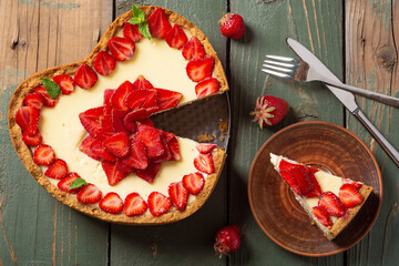 Strawberry cheesecake New York with mint