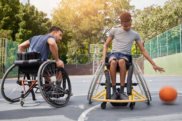 Obraz premium Sports competition, wheelchair basketball player and people playing competitive match, game or action challenge. Athlete player, dynamic mobility and active men with disability, training and exercise