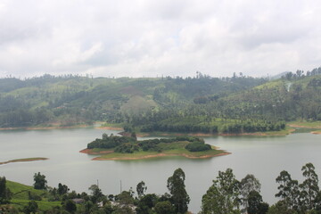 Fototapeta premium view of the lake