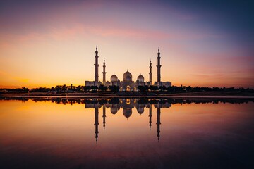 Fototapeta na wymiar The Sheikh Zayed Mosque at Sunset