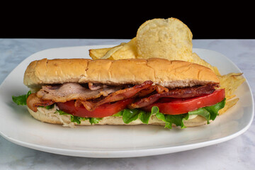blt sub  served with potato chips