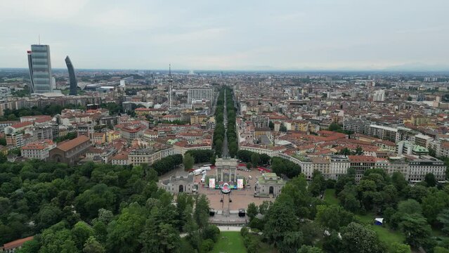 Arco della Pace (Triumpfbogen von Mailand) in Milan, Italy. Made in July 2023