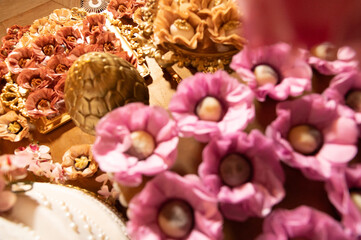 Doces de festa, doces glamorosos, casamentos, e anivers&aacute;rios