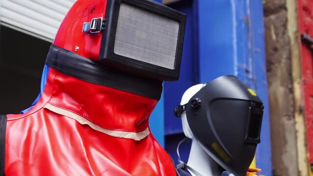 suit mask for cleaning surfaces before applying paint, sandblasting skin and breathing protection