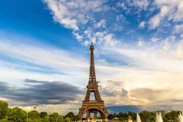 Fototapeta premium Eiffel Tower in Paris during beautiful sunset, France